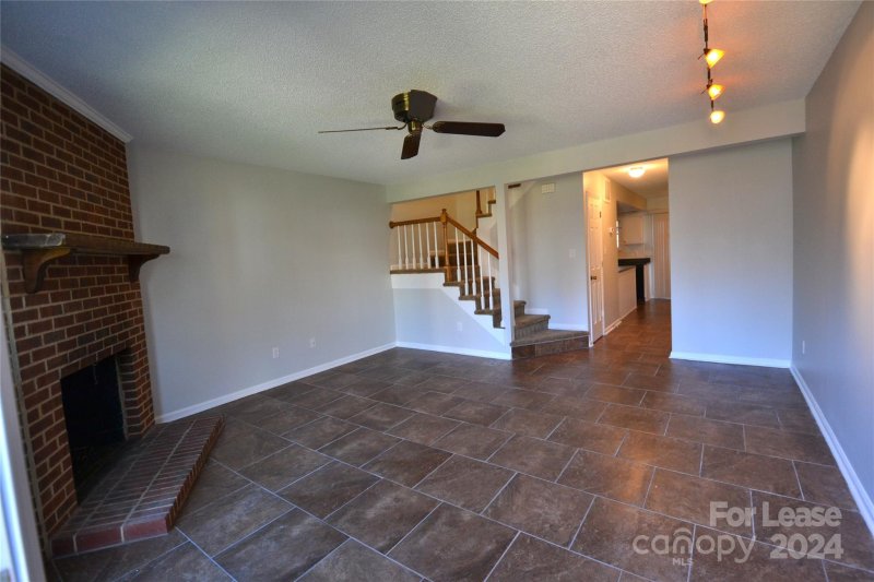 Property image 3 at 9104 Vicksburg Park Court, Charlotte, NC 28210