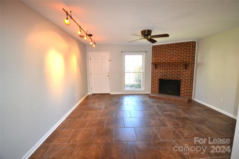 Property image 4 at 9104 Vicksburg Park Court, Charlotte, NC 28210