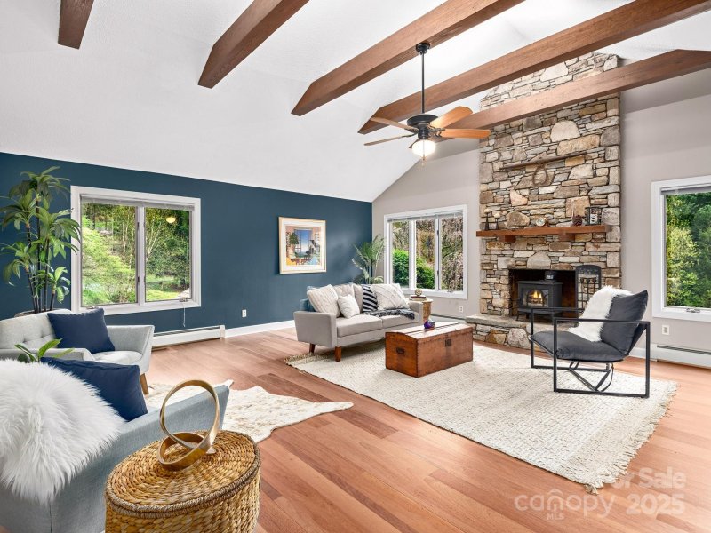 Property image 3 at 308 E Sondley Drive, Asheville, NC 28805