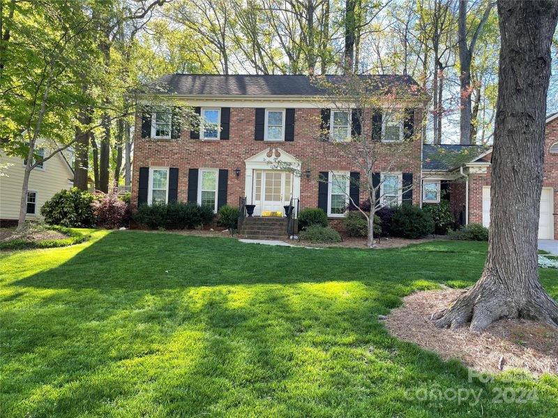 Property image 2 at 7711 Quail Hill Road, Charlotte, NC 28210