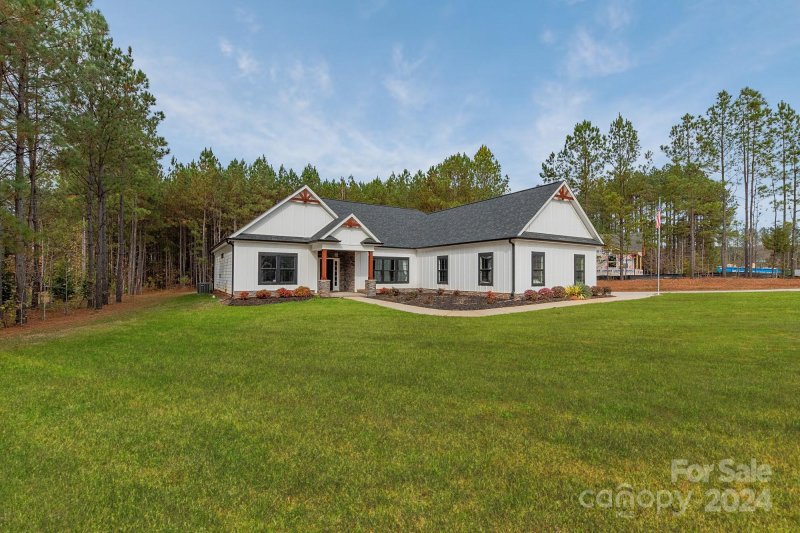 Property image 4 at 740 Sunset Pointe Drive, Salisbury, NC 28146