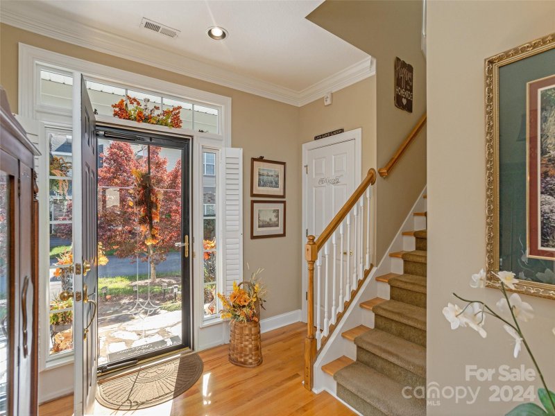 Property image 3 at 132 Towne Place Drive, Hendersonville, NC 28792