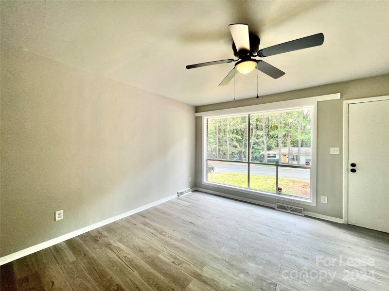 Property image 3 at 3201 Erskine Drive, Charlotte, NC 28205