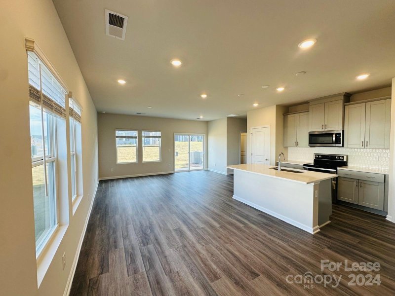 Property image 3 at 4123 County Down Avenue, Kannapolis, NC 28081