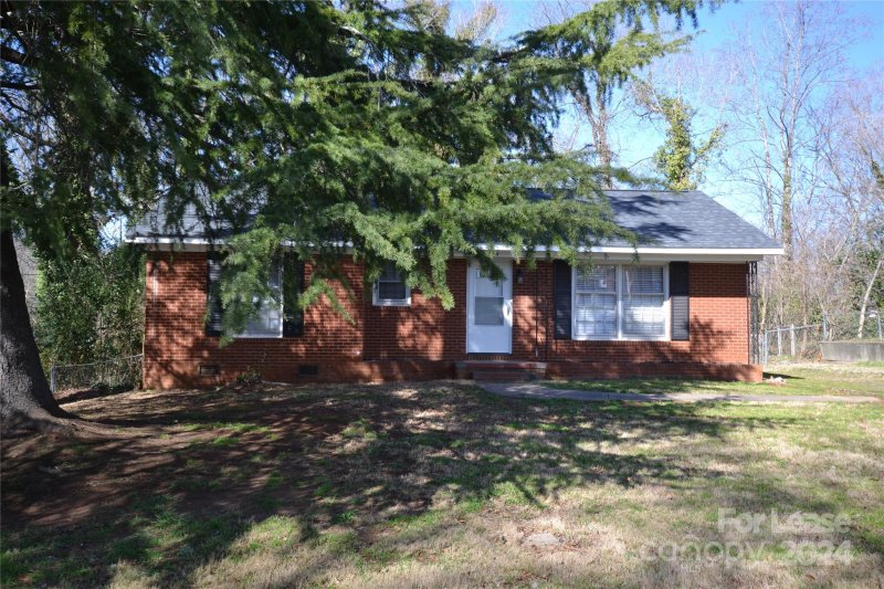 Property image 2 at 3844 Crestridge Drive, Charlotte, NC 28217