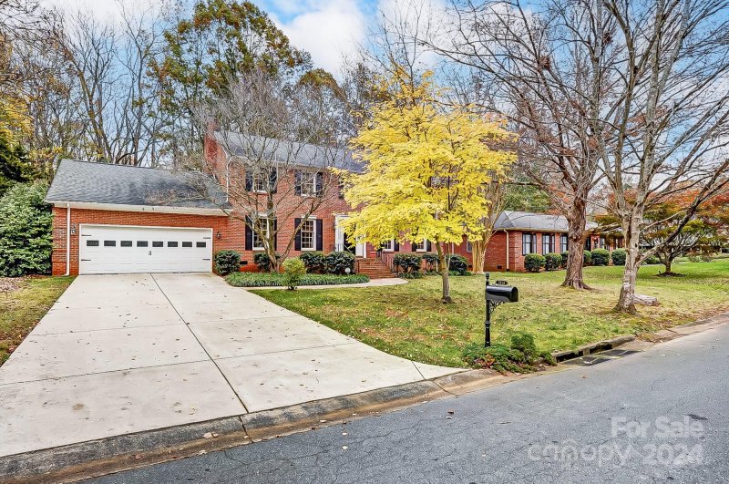 Property image 2 at 7018 Leaves Lane, Charlotte, NC 28213