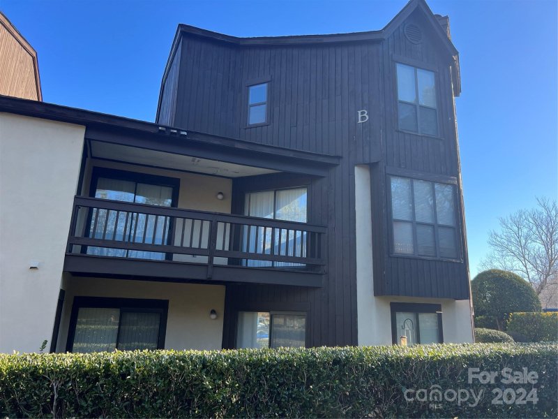 8103 Cedar Glen Drive