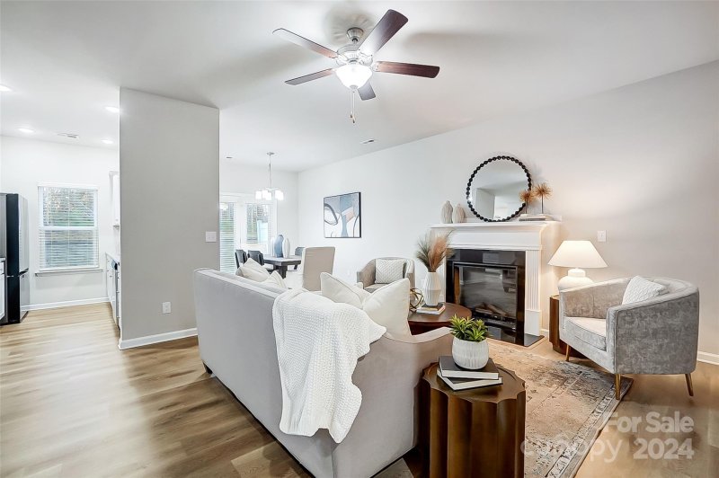 Property image 5 at 8101 Alderton Lane, Charlotte, NC 28215