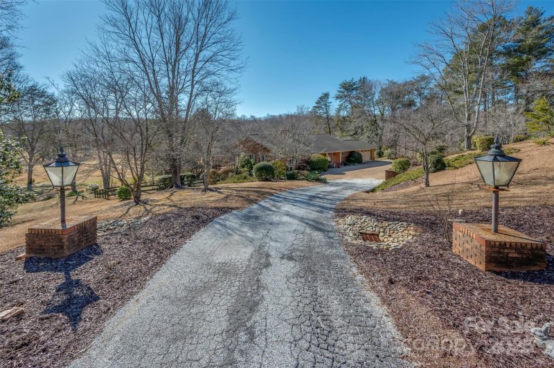 Property image 3 at 325 Renard Road, Tryon, NC 28782