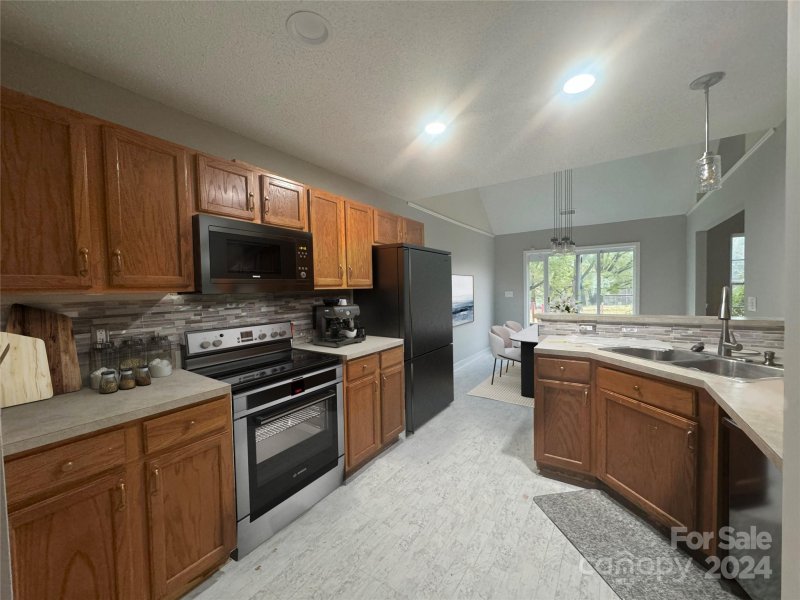 Property image 3 at 5135 Foxmeade Court, Lancaster, SC 29720