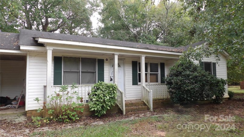 603 Forest Hills Drive