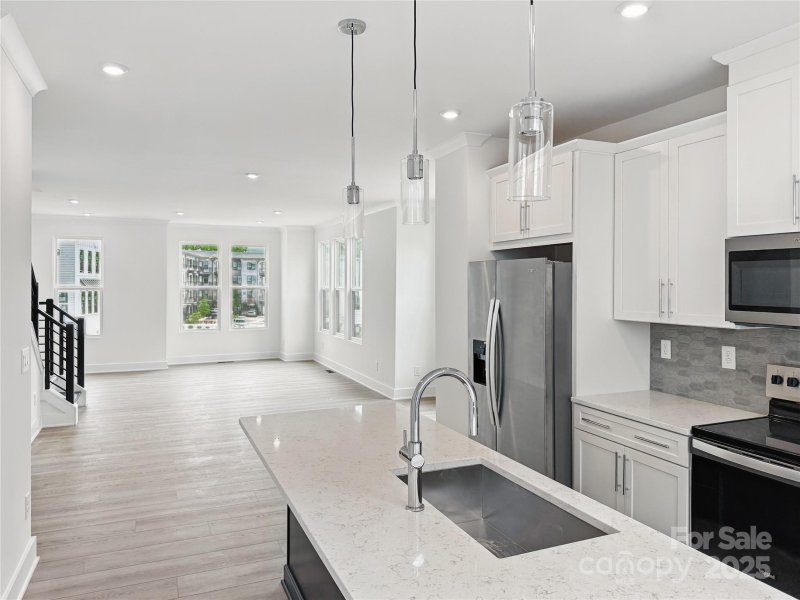 Property image 3 at 6025 Countess Drive, Charlotte, NC 28217