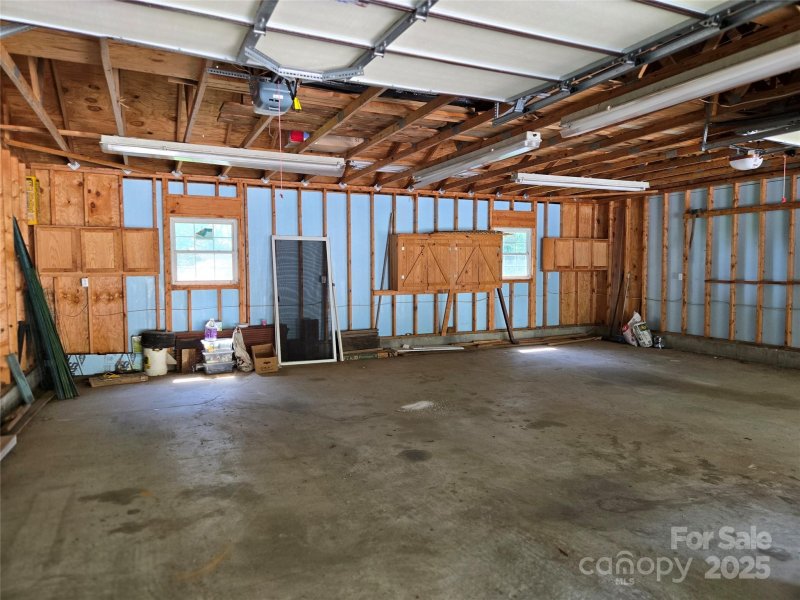 Property image 2 at 336 Winding Way Lane, Hendersonville, NC 28792