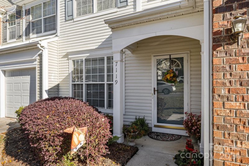Property image 3 at 7119 Beverly Springs Drive, Charlotte, NC 28270