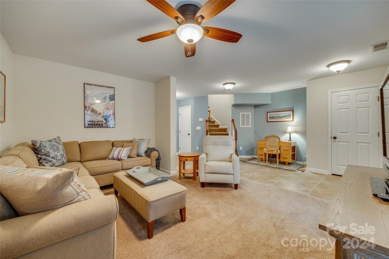 Property image 4 at 19019 Chandlers Landing Drive, Cornelius, NC 28031