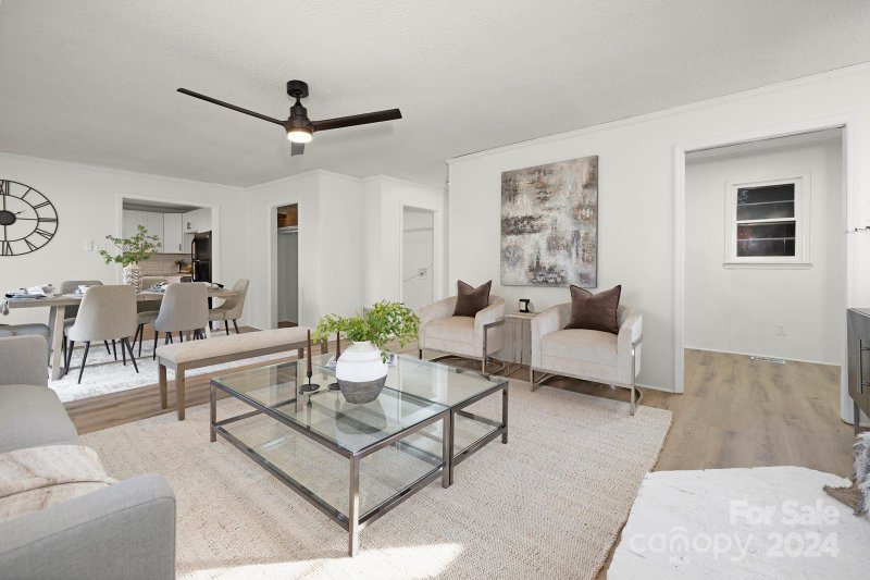 Property image 4 at 507 Kentbrook Drive, Charlotte, NC 28213