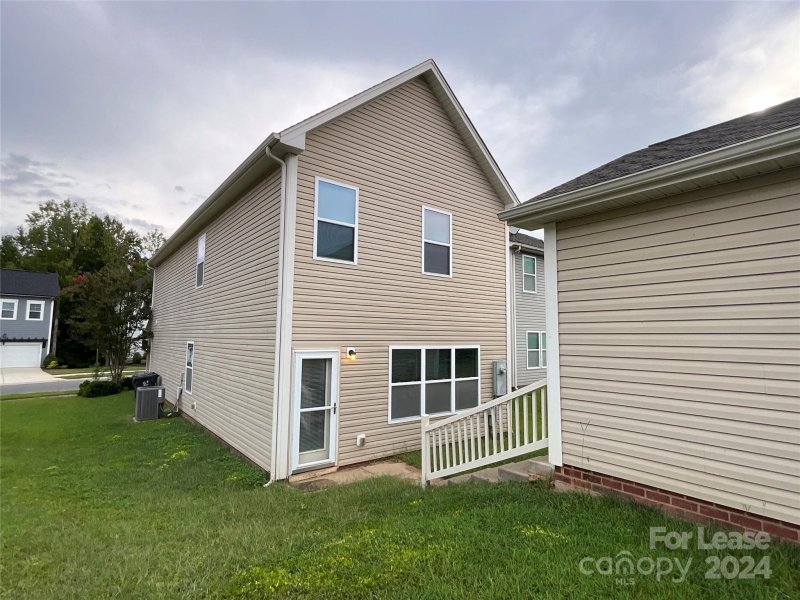 Property image 2 at 8126 Dumphries Drive, Huntersville, NC 28078