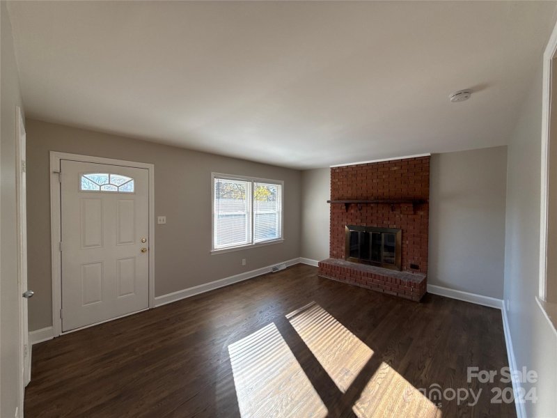 Property image 2 at 1300 Weststone Drive, Charlotte, NC 28208