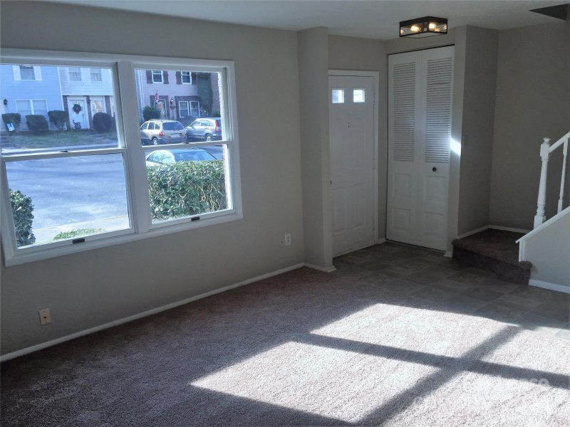 Property image 5 at 1552 Waybridge Lane, Charlotte, NC 28210