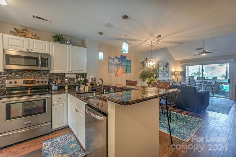 Property image 3 at 17542 Tuscany Lane, Cornelius, NC 28031