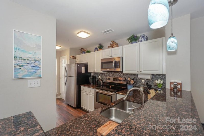 Property image 4 at 17542 Tuscany Lane, Cornelius, NC 28031