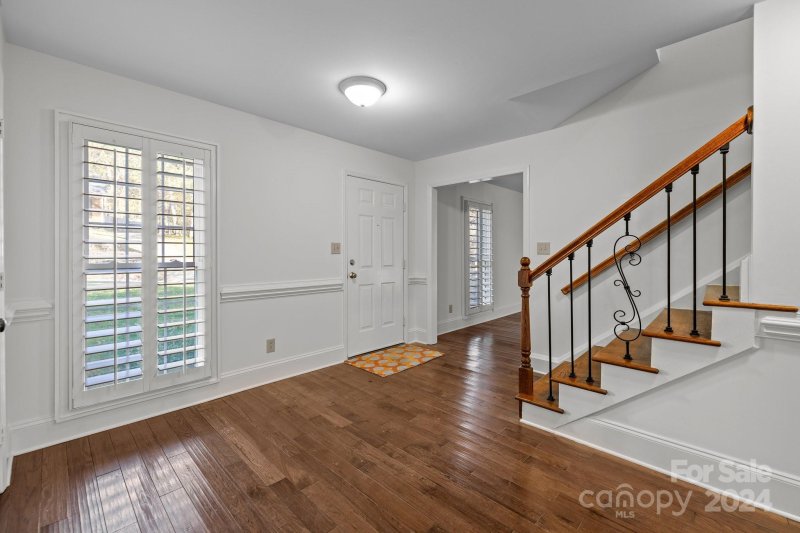 Property image 4 at 312 Foxfield Lane, Matthews, NC 28105