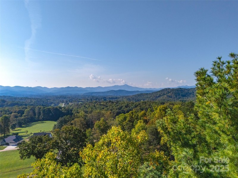 Property image 4 of 3 Bridgeway Drive in STONERIDGE AT HAYES MOUNTAIN, Candler, NC 28715