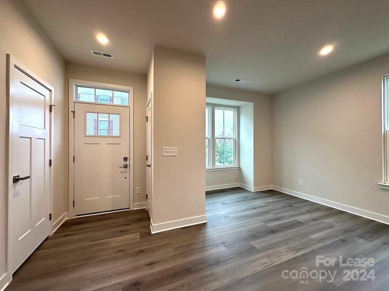 Property image 3 at 9302 Mallard Mills Drive, Charlotte, NC 28262