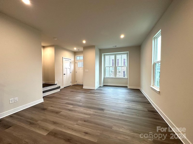 Property image 4 at 9302 Mallard Mills Drive, Charlotte, NC 28262