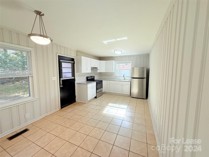 Property image 3 at 1200 Lynhurst Drive, Gastonia, NC 28054