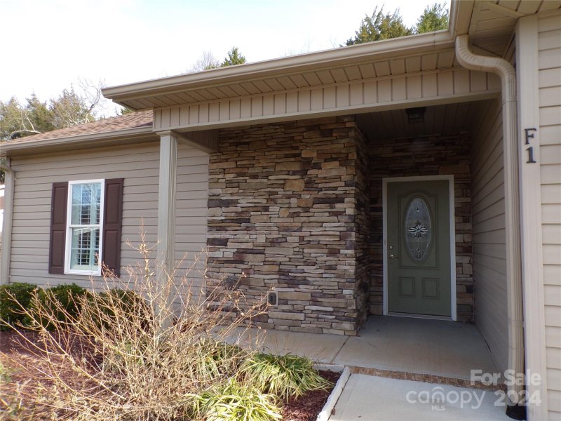 Property image 2 at 505 2nd Street Place, Conover, NC 28613