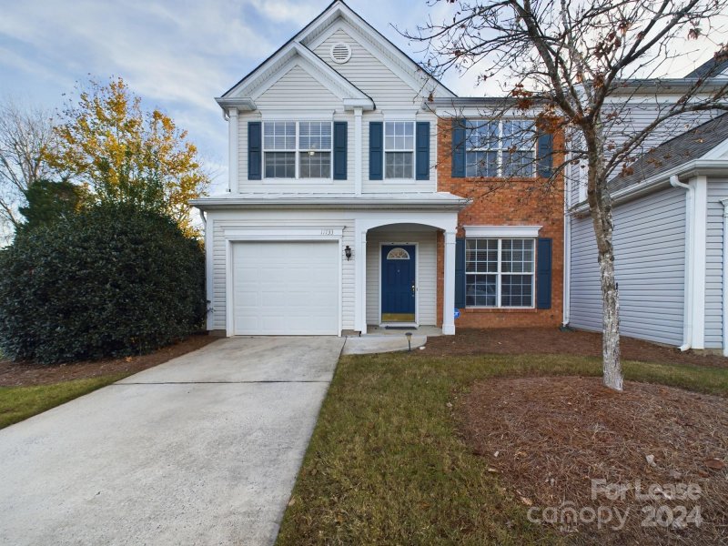 11733 Harsworth Lane