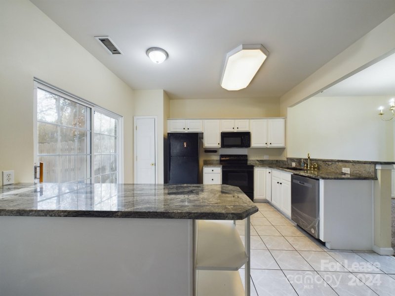 Property image 4 at 11733 Harsworth Lane, Charlotte, NC 28277