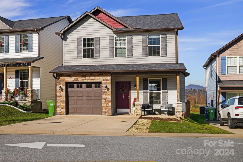 Property image 2 at 757 Cardwell Lane, Fletcher, NC 28732