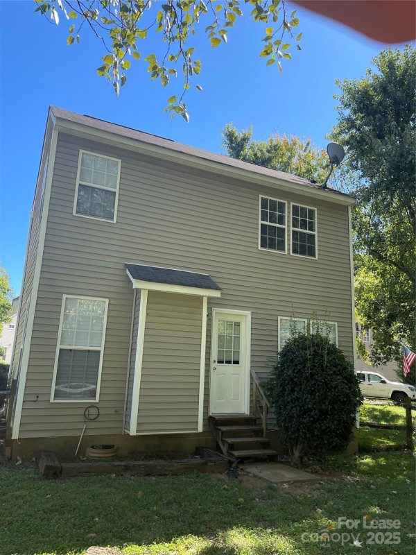 Property image 5 at 9009 Shenington Place, Charlotte, NC 28216