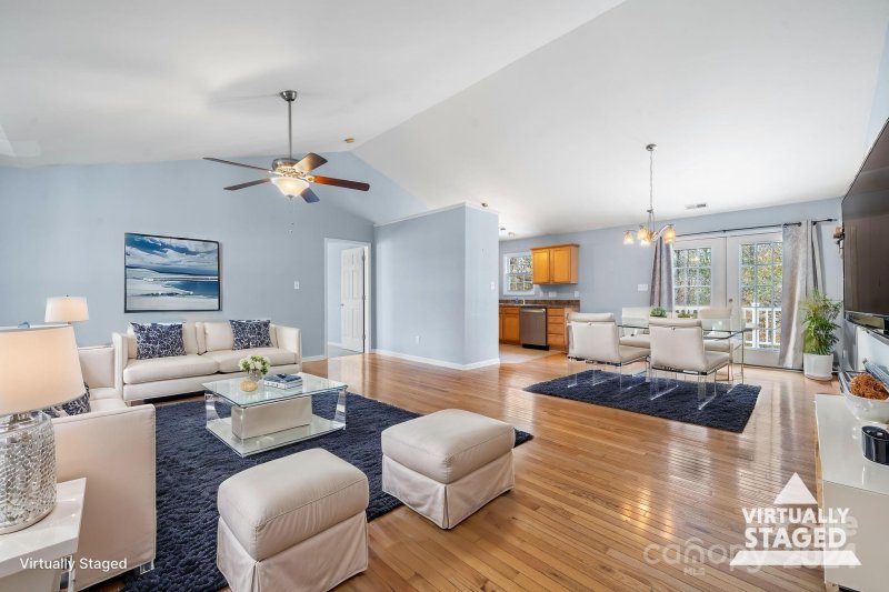 3827 26th Street Drive