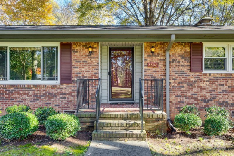 Property image 3 at 3808 Pine Cove Drive, Gastonia, NC 28056