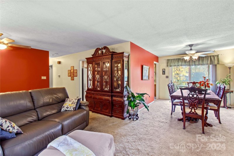 Property image 5 at 105 Buckingham Place, Statesville, NC 28625