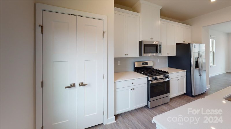 Property image 3 at 104 Helm Lane, Mooresville, NC 28117