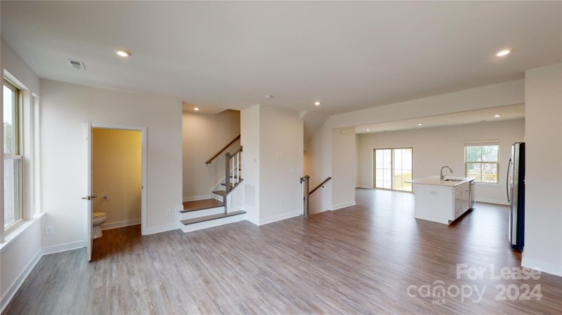 Property image 5 at 104 Helm Lane, Mooresville, NC 28117