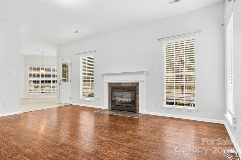 Property image 3 at 3519 Crescent Knoll Drive, Matthews, NC 28105