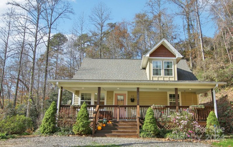 Property image 2 at 155 Rio Bravo Drive, Sylva, NC 28779