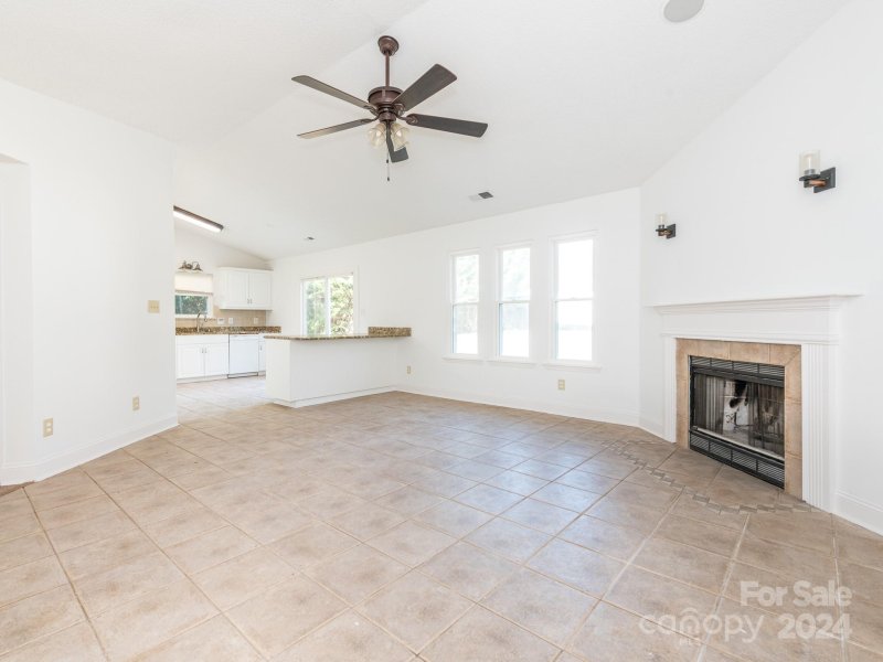 Property image 3 at 3916 Cedarbark Drive, Matthews, NC 28105