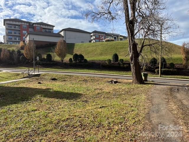 Property image 2 at 99999 Stoner Road, Asheville, NC 28803