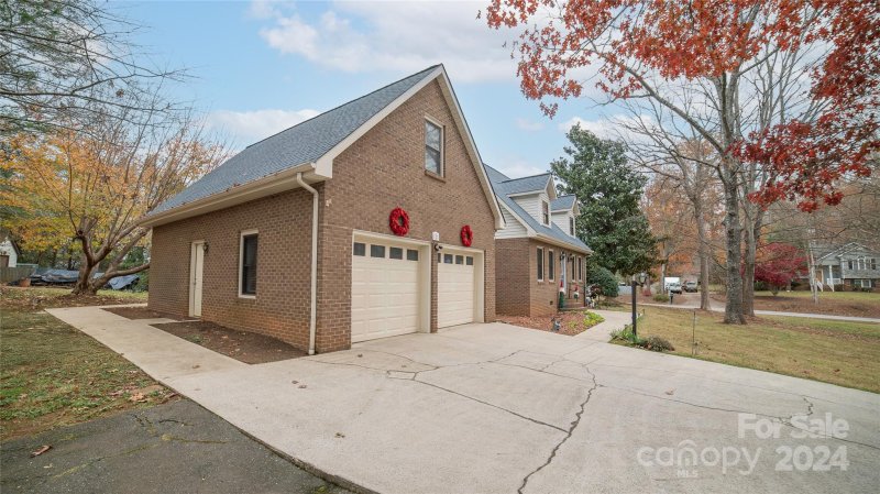 Property image 4 at 121 Apple Blossom Drive, Morganton, NC 28655