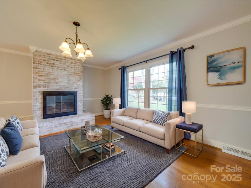 Property image 4 at 6815 Castlegate Drive, Charlotte, NC 28226