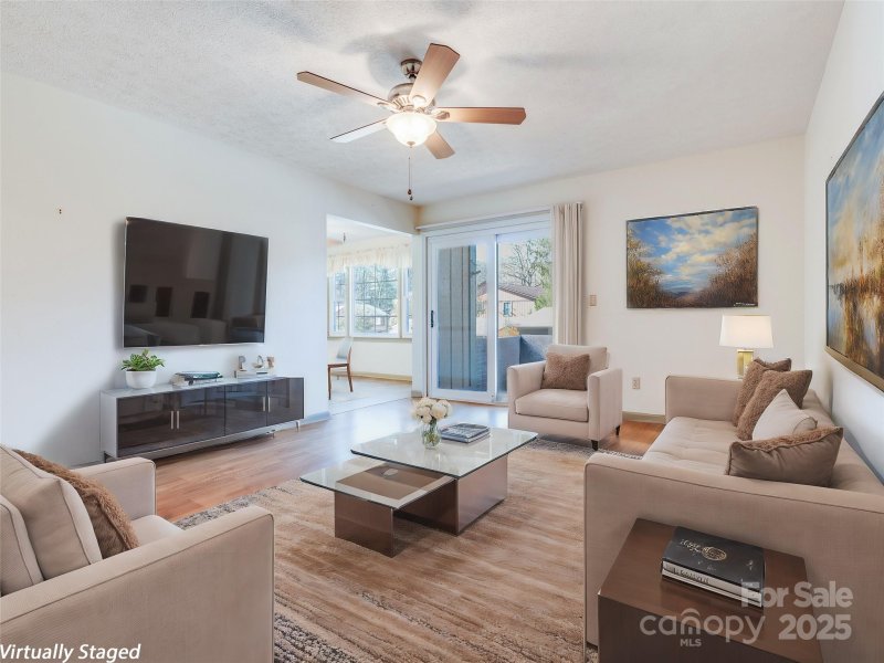 Property image 4 at 1737 Haywood Manor Road, Hendersonville, NC 28791