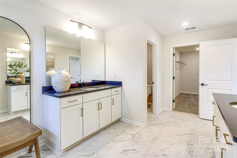 Property image 5 at 2109 Bayou Trace Drive, Charlotte, NC 28262