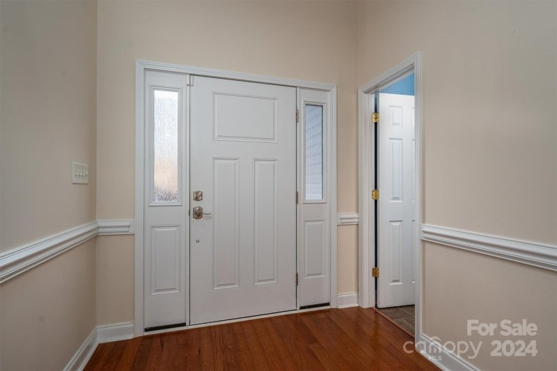 Property image 5 at 711 Crystal Lynn Drive, Lowell, NC 28098