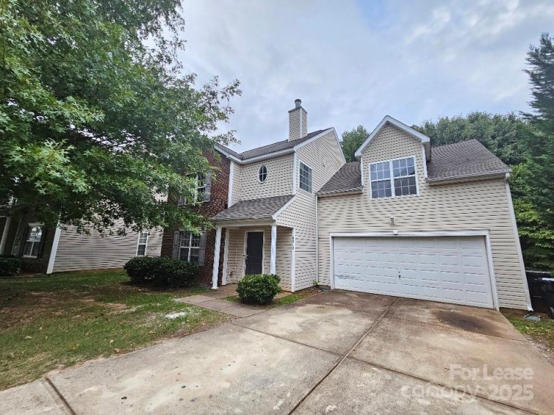 Property image 2 at 8512 Oak Drive, Charlotte, NC 28269